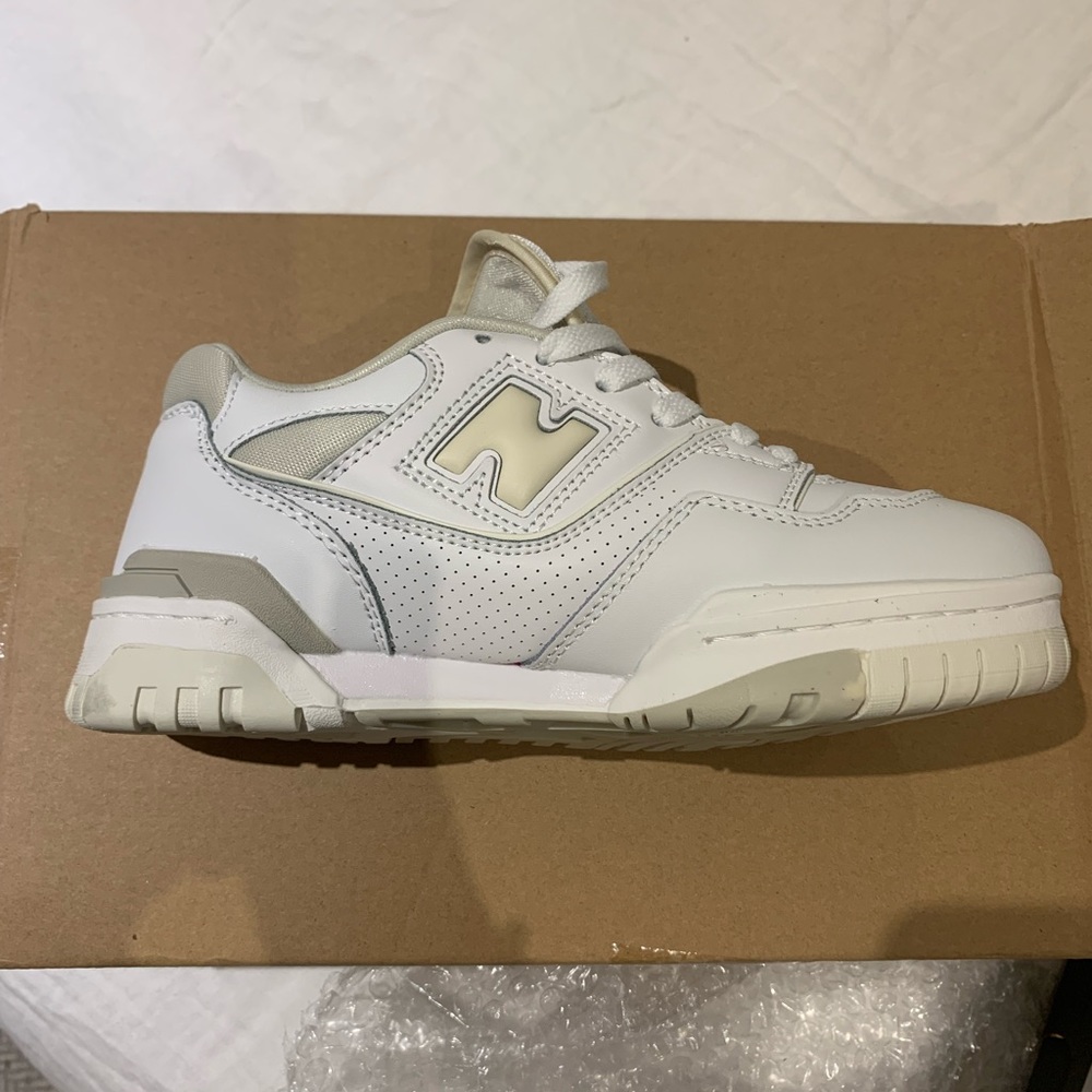 New Balance 550